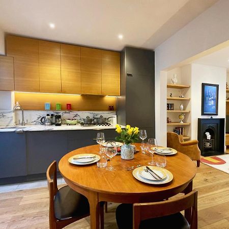 Stylish 2-Bedroom Townhouse Next To Brighton Station المظهر الخارجي الصورة