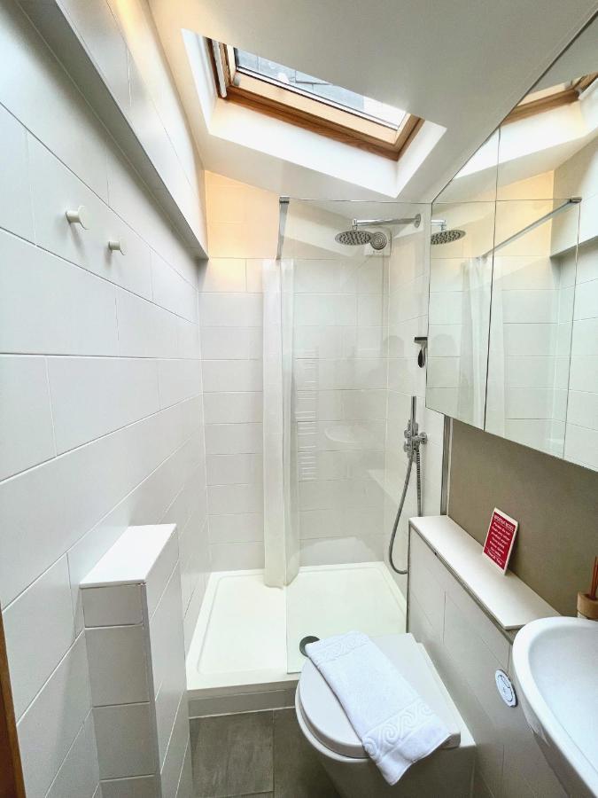 Stylish 2-Bedroom Townhouse Next To Brighton Station المظهر الخارجي الصورة