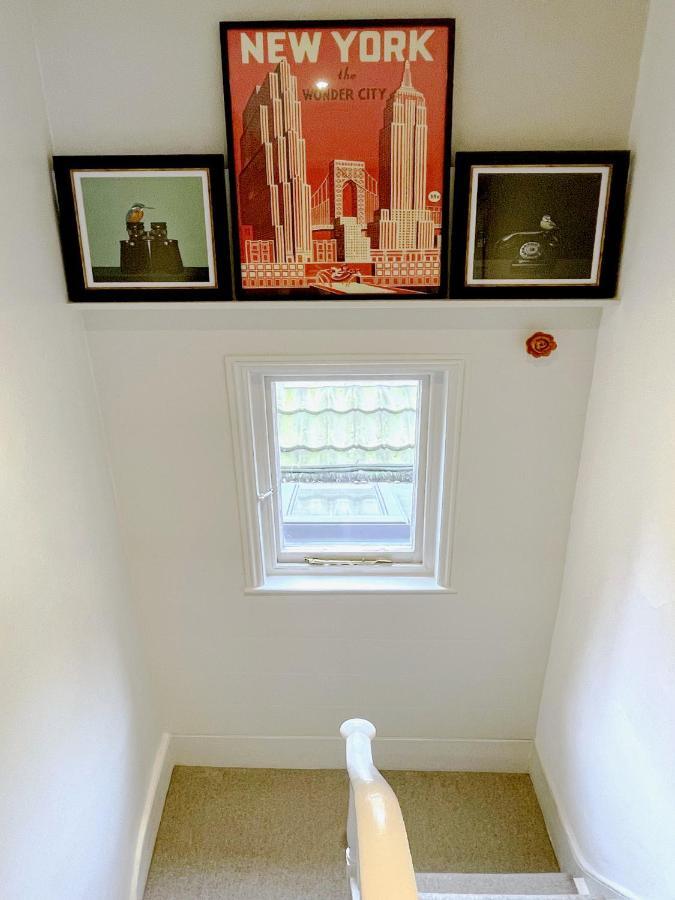 Stylish 2-Bedroom Townhouse Next To Brighton Station المظهر الخارجي الصورة