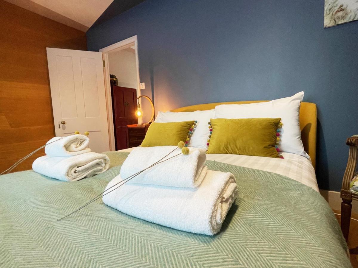 Stylish 2-Bedroom Townhouse Next To Brighton Station المظهر الخارجي الصورة