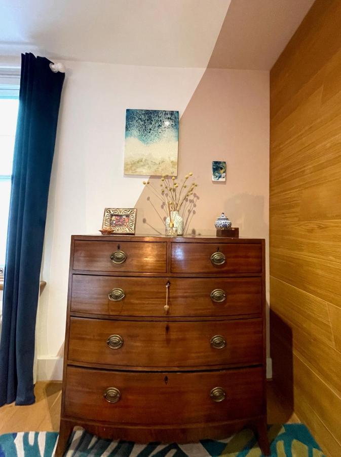 Stylish 2-Bedroom Townhouse Next To Brighton Station المظهر الخارجي الصورة