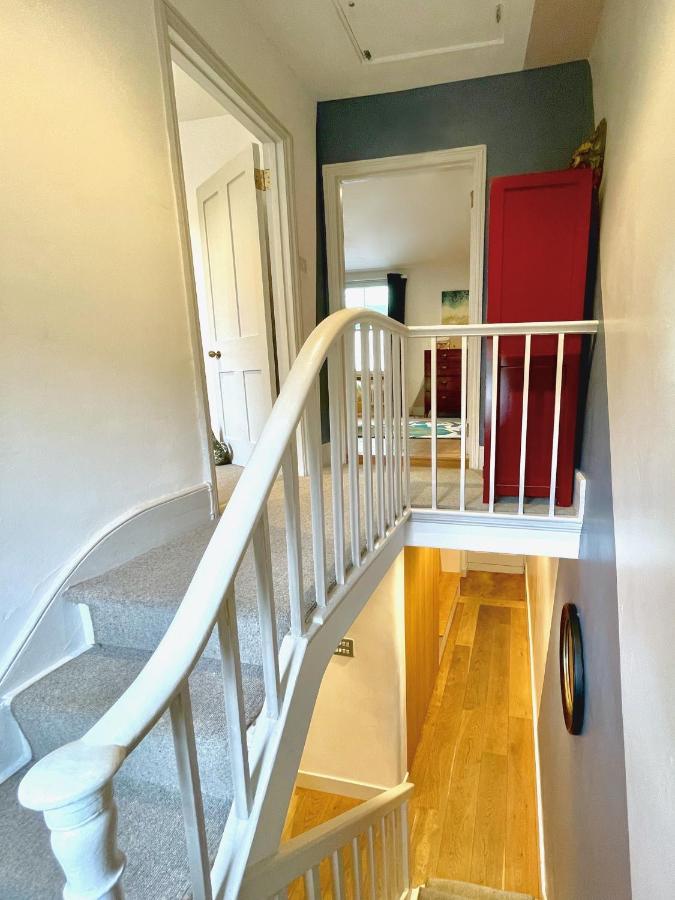 Stylish 2-Bedroom Townhouse Next To Brighton Station المظهر الخارجي الصورة